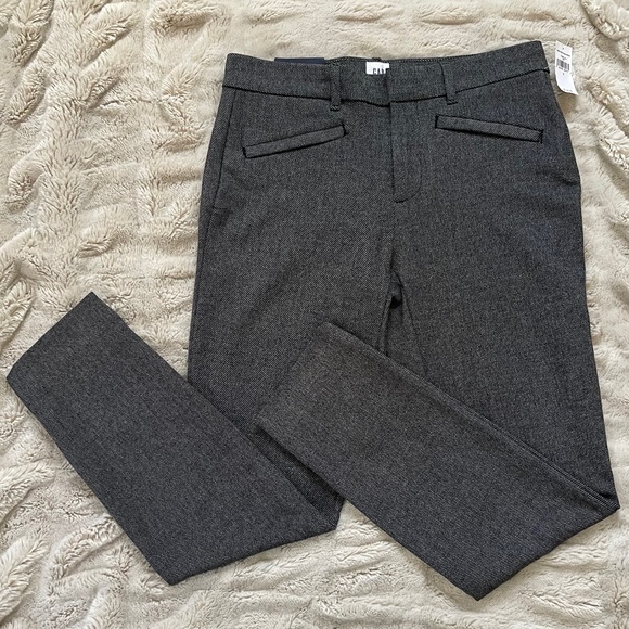 GAP Pants - NWT Skinny Ankle Dress Pant